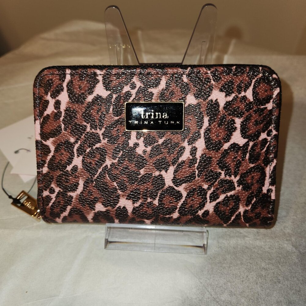 Trina Turk smaller wallet NWOT - Picture 1 of 3